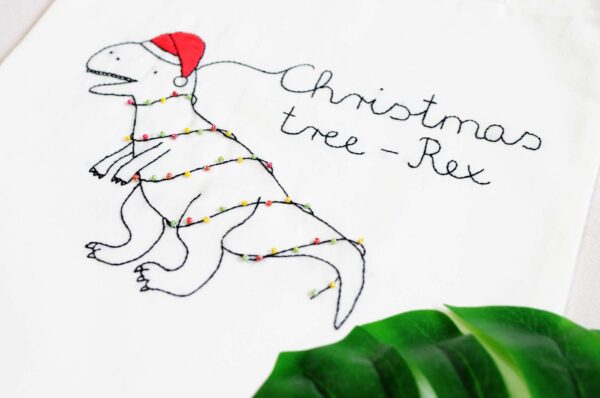 christmas-tree-rex-taska-3